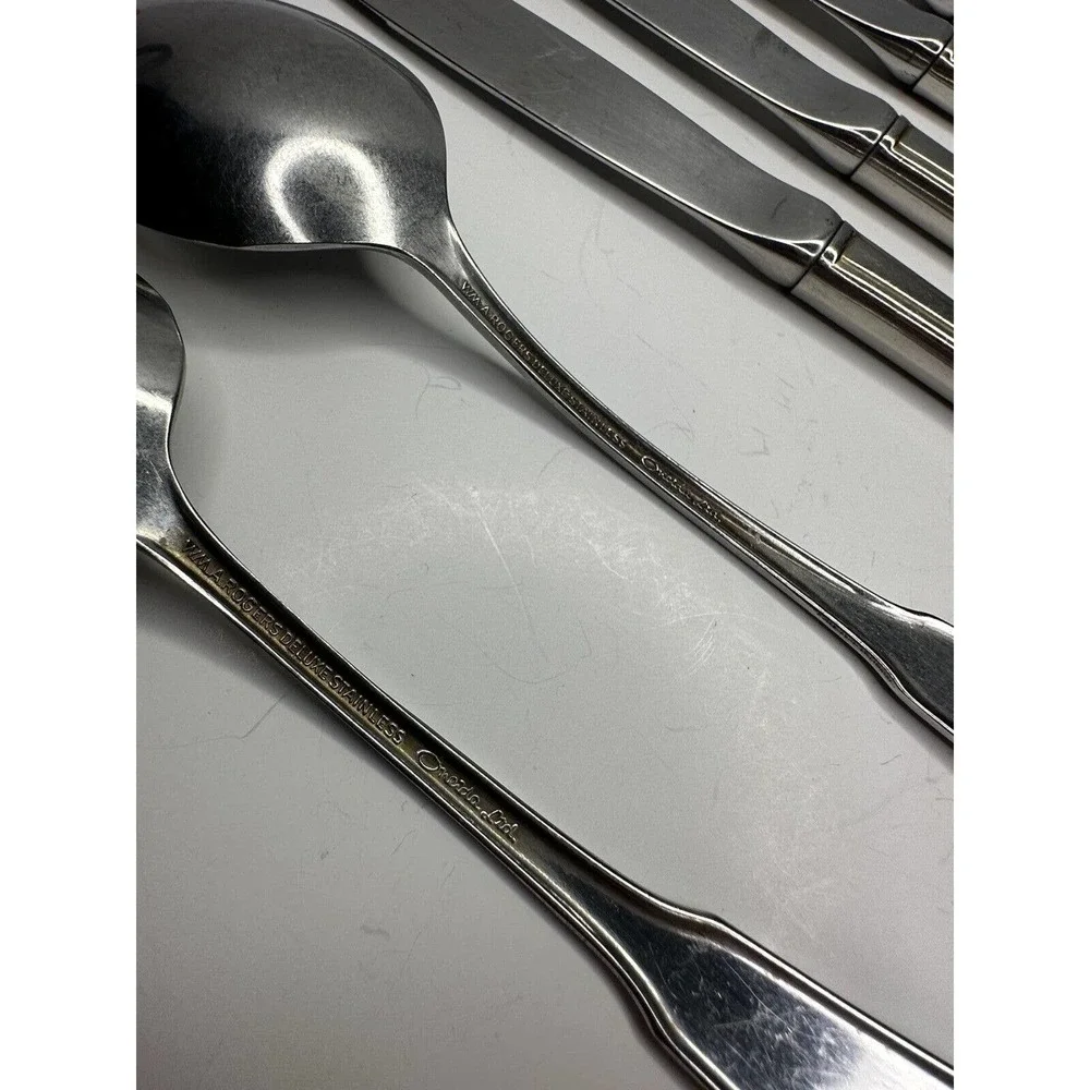WM A Rogers Deluxe Fiddle Shell‎ Stainless Flatware Replacement 7 PC Knife Spoon